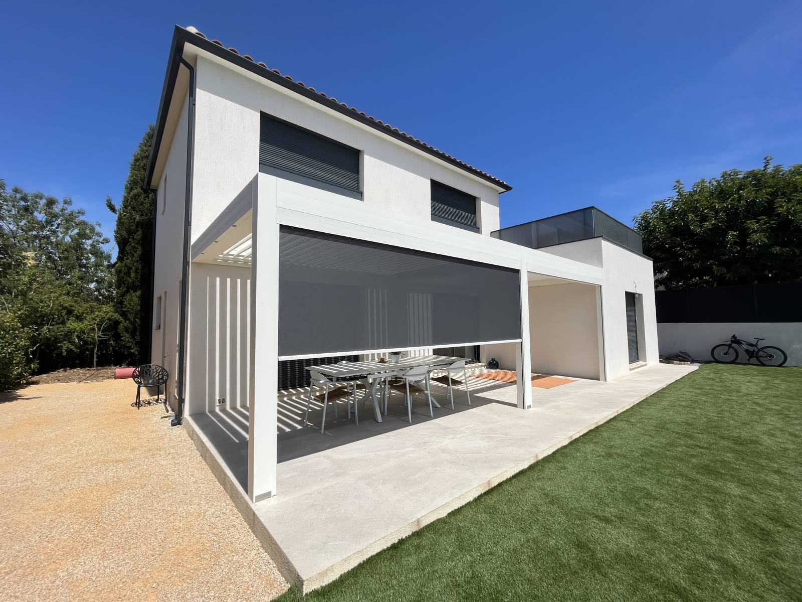 store zip pergola bioclimatique Cannes 