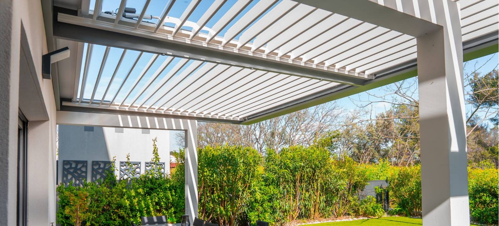 tarif nettoyage pergola bioclimatique Nice