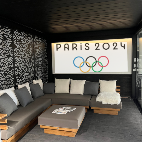 pergola et store pour soirée extérieur