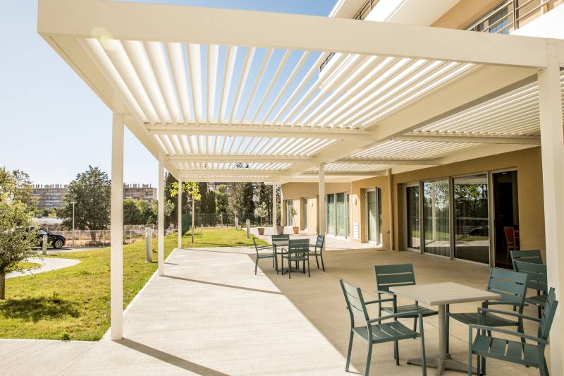 Pergola Bioclimatique/ Cannes