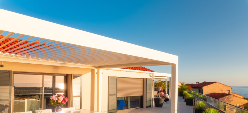 Comment nettoyer ma pergola bioclimatique carros