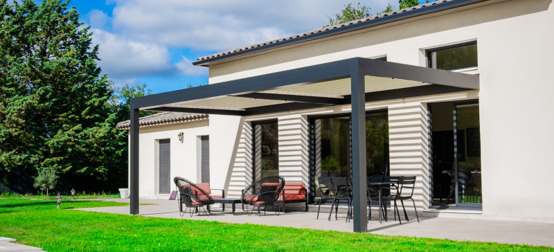 Pergola 7016 à Antibes