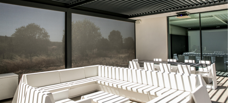 Store microperforé vendeur dans les Alpes-Maritimes