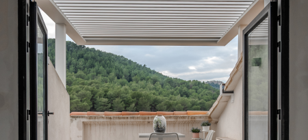 Notre zone d'activité pour ce service Vente et pose de garde-corps ou de brise-vue sur mesure en aluminium pour aménagement de pergola bioclimatique